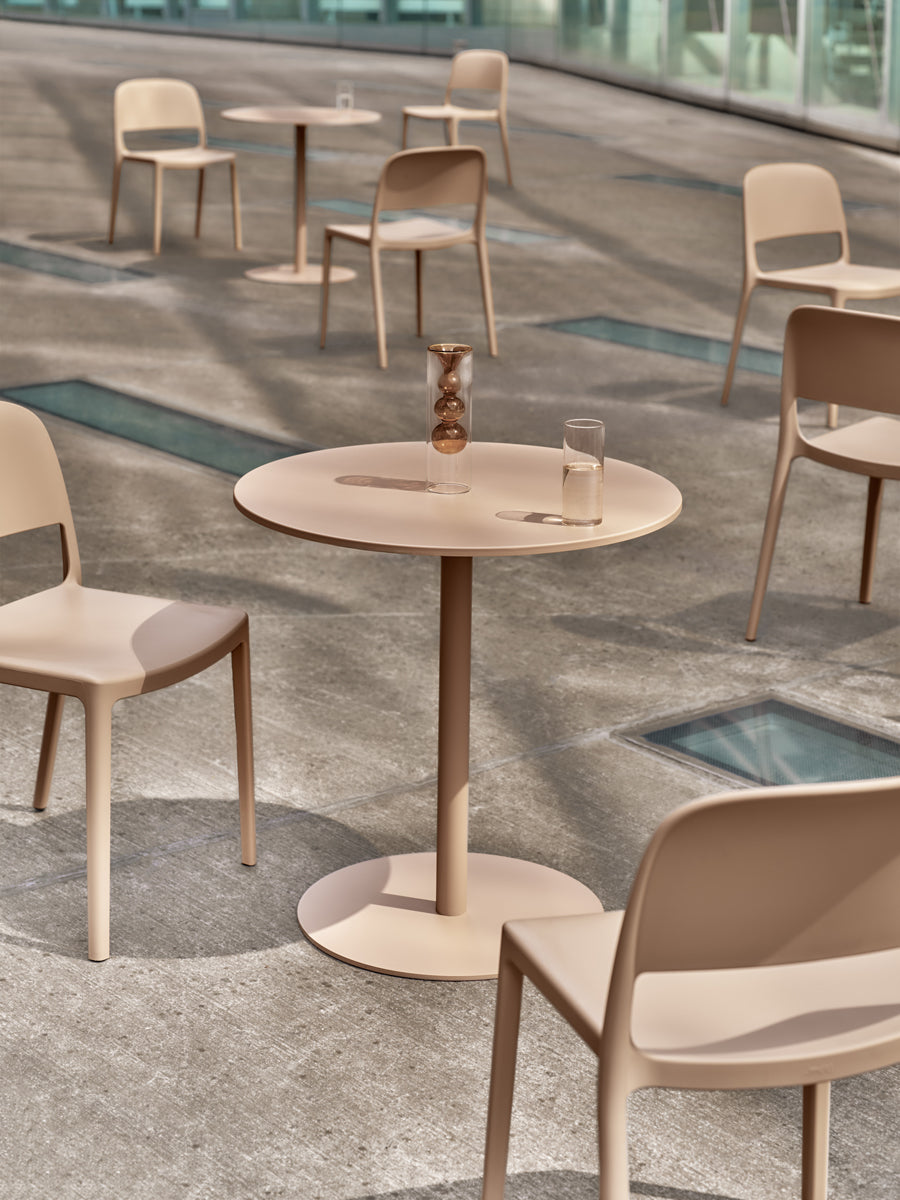Bolt OSTK77 - Cafeteriatisch in Gelb präsentiert im Onlineshop von KAQTU Design AG. Gartentisch ist von Mdd