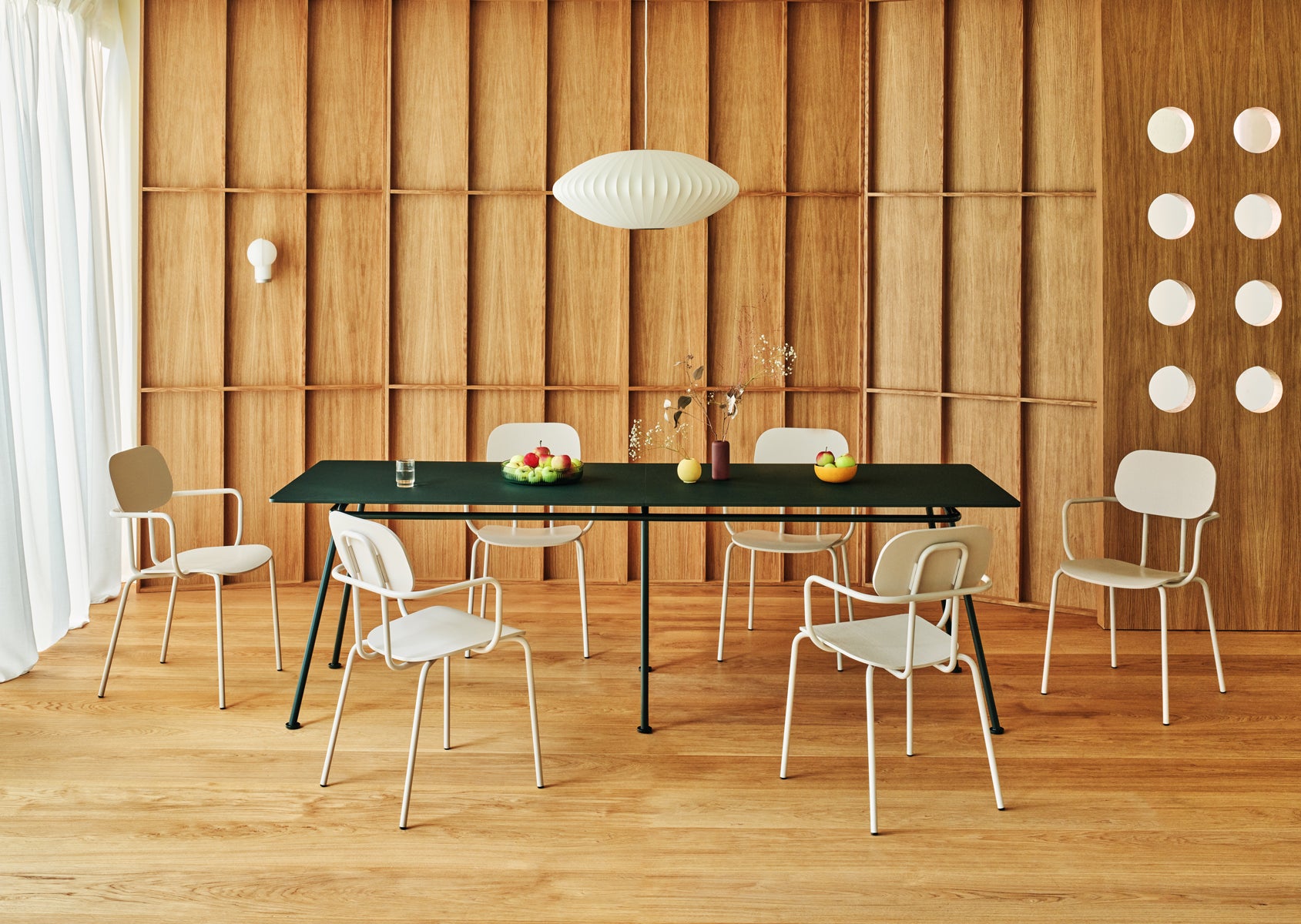 New School NS832 - Gruppentisch in Grün präsentiert im Onlineshop von KAQTU Design AG. Konferenztisch ist von Mdd