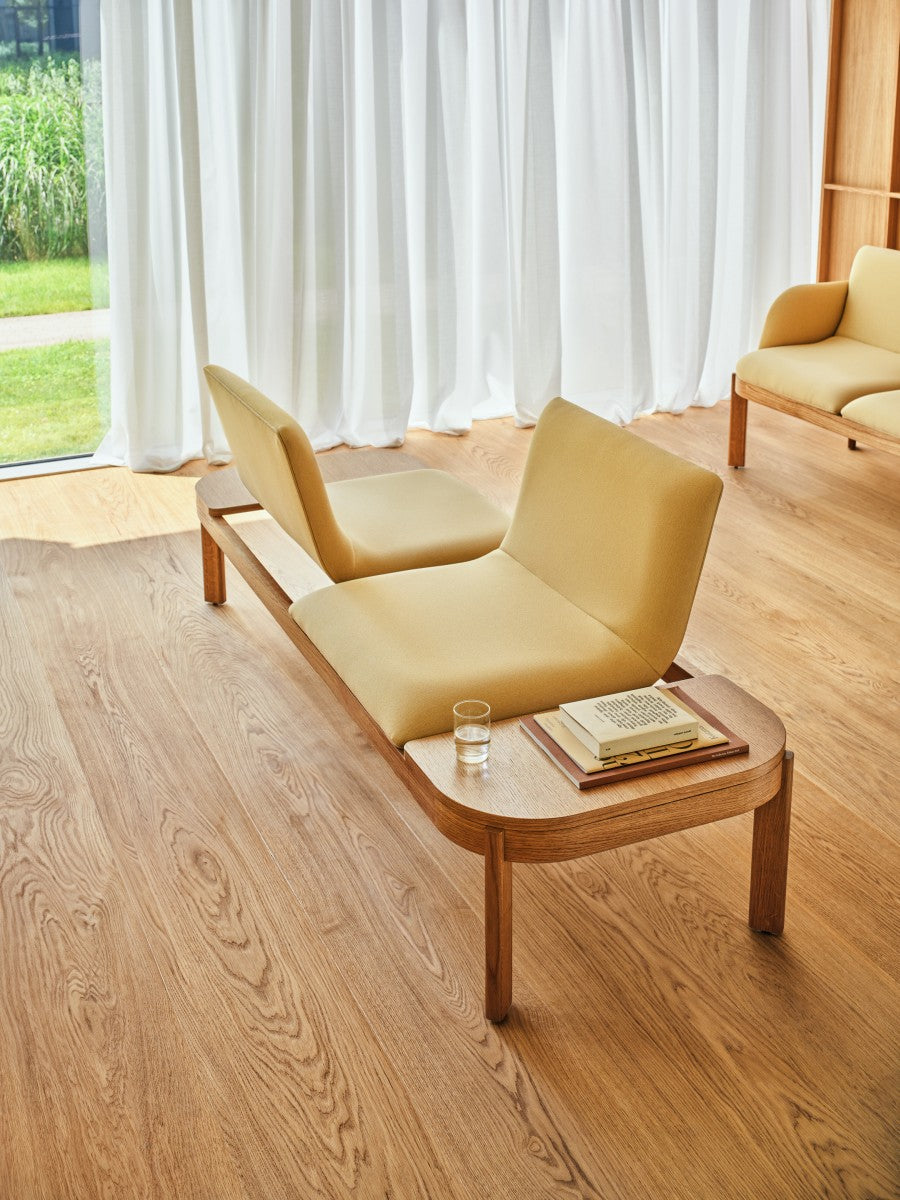 Ramp RMP151 - Bank in Grau präsentiert im Onlineshop von KAQTU Design AG. Sitzbank ist von Mdd