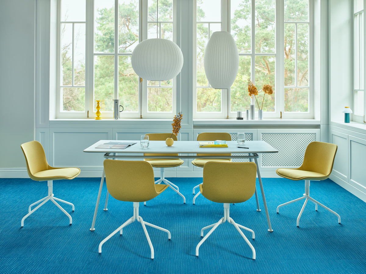 Baltic 2 Classic BLK4P13K - Stuhl Drehbasis in Beige präsentiert im Onlineshop von KAQTU Design AG. Drehstuhl ist von Mdd