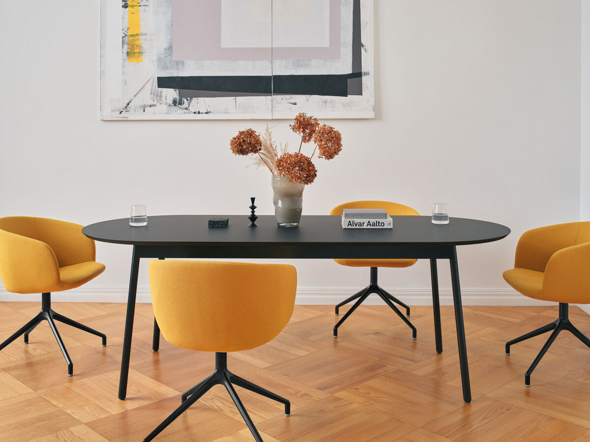 Grace GRP19 - Stuhl Drehbasis in Grau präsentiert im Onlineshop von KAQTU Design AG. Drehstuhl ist von Mdd
