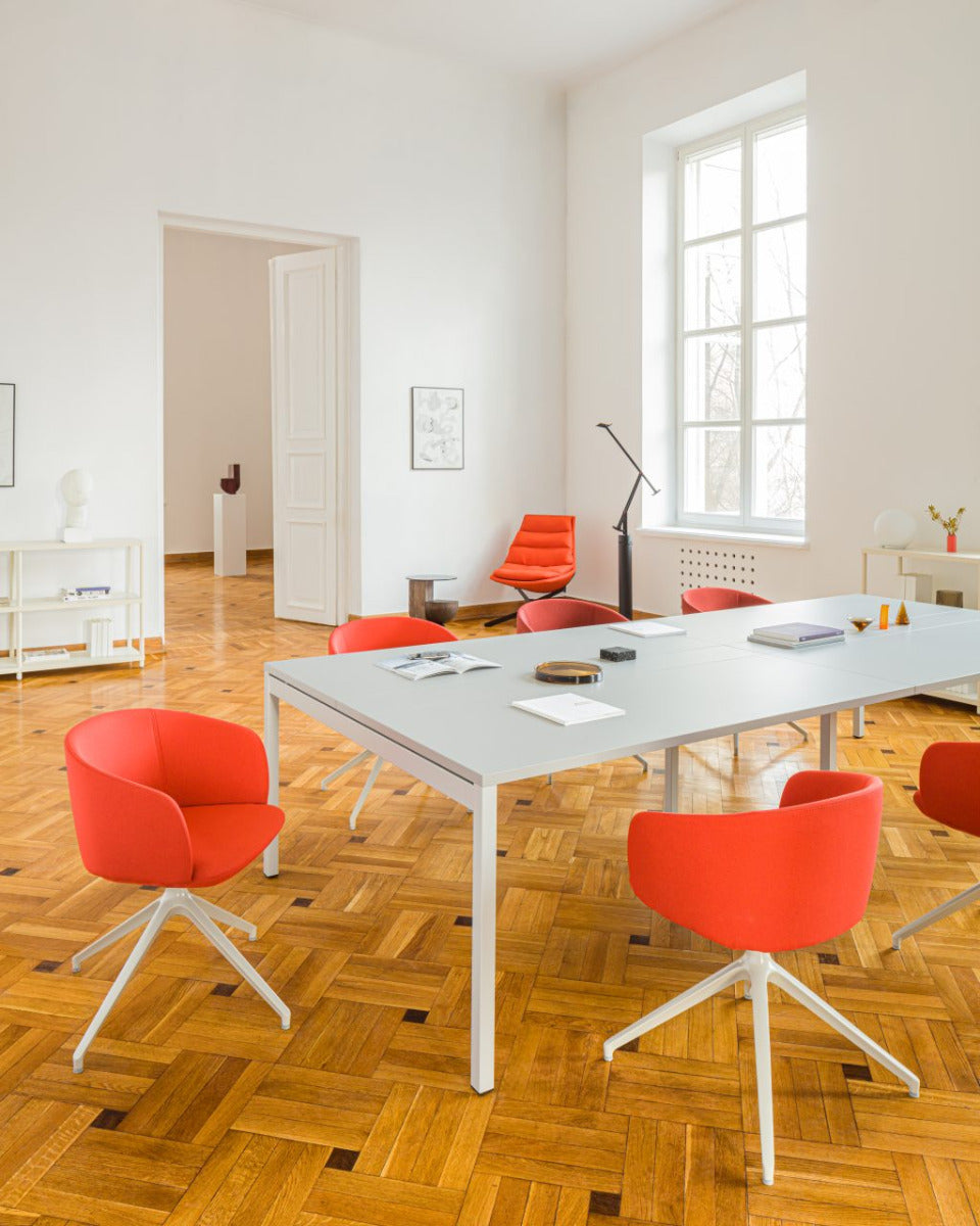 Ogi Y SY06 - Tisch in Honigeiche präsentiert im Onlineshop von KAQTU Design AG. Esstisch ist von Mdd