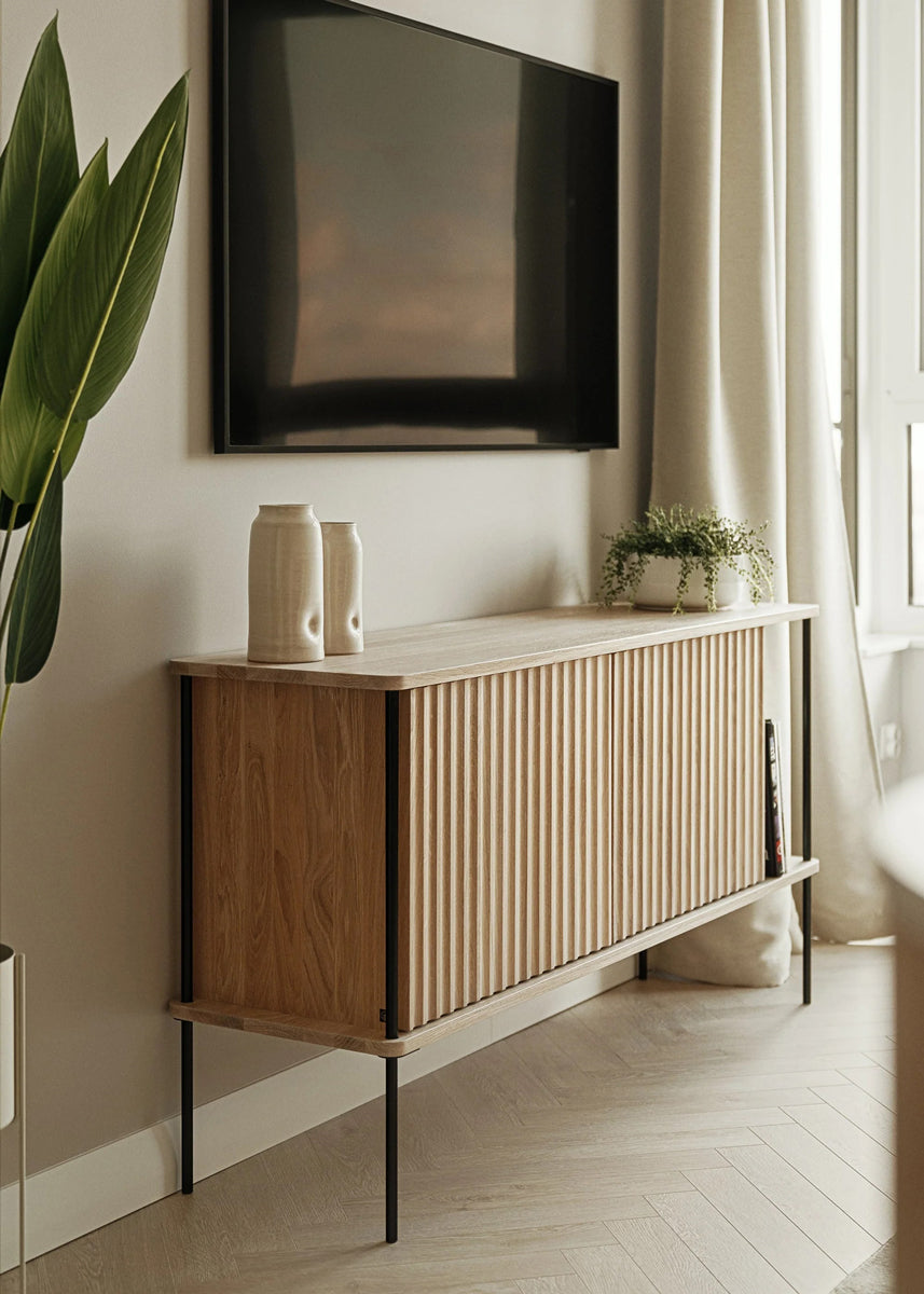 Maya MY02 - Holz-Schrank in Eiche Natur präsentiert im Onlineshop von KAQTU Design AG. Büroschrank ist von Tamo