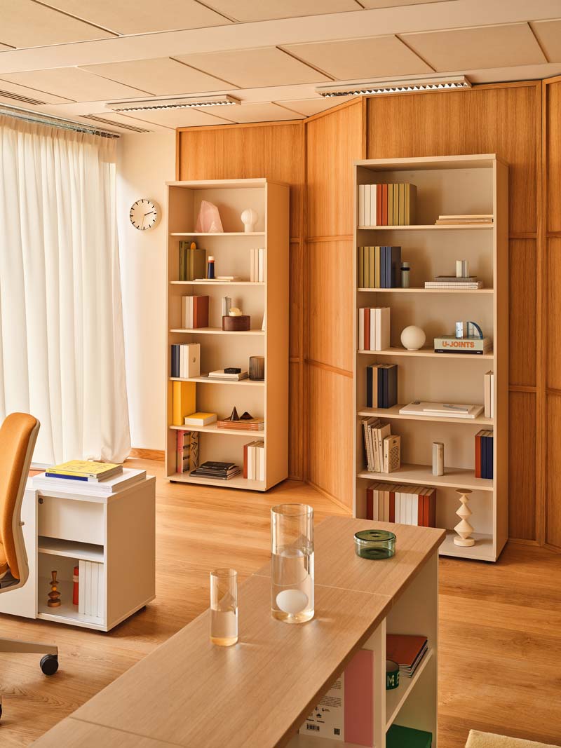 Standard MEA5505 - Regal in Eiche Natur präsentiert im Onlineshop von KAQTU Design AG. Standregal ist von Mdd