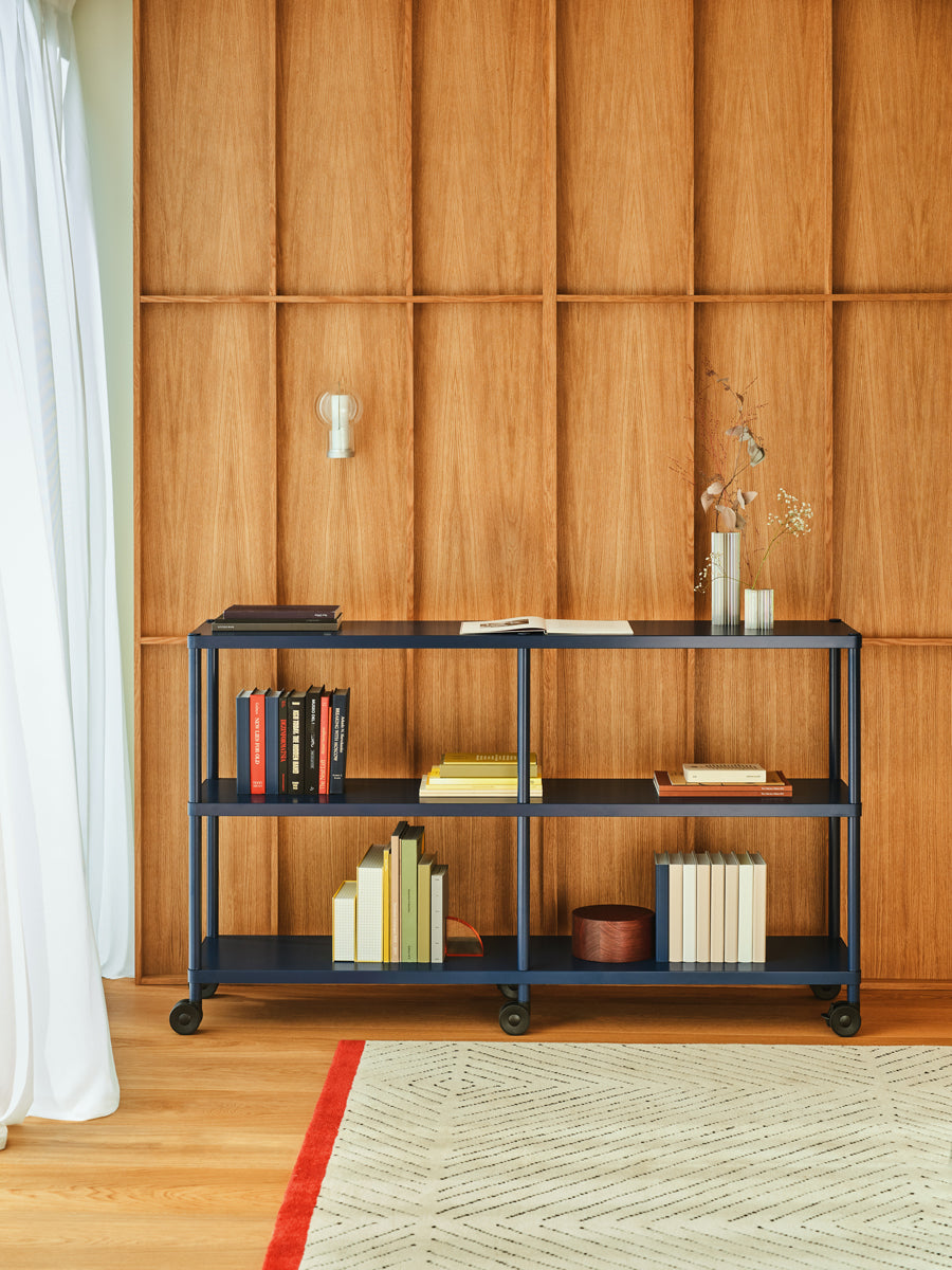 Stilt SIR1 - Regal in Blau präsentiert im Onlineshop von KAQTU Design AG. Standregal ist von Mdd