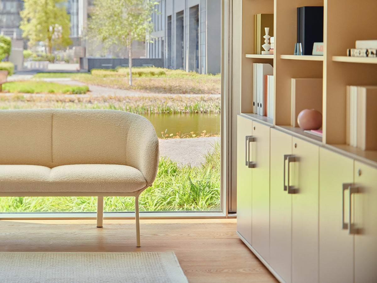 Grace GR02 - Sofa in Beige präsentiert im Onlineshop von KAQTU Design AG. 2er Sofa ist von Mdd