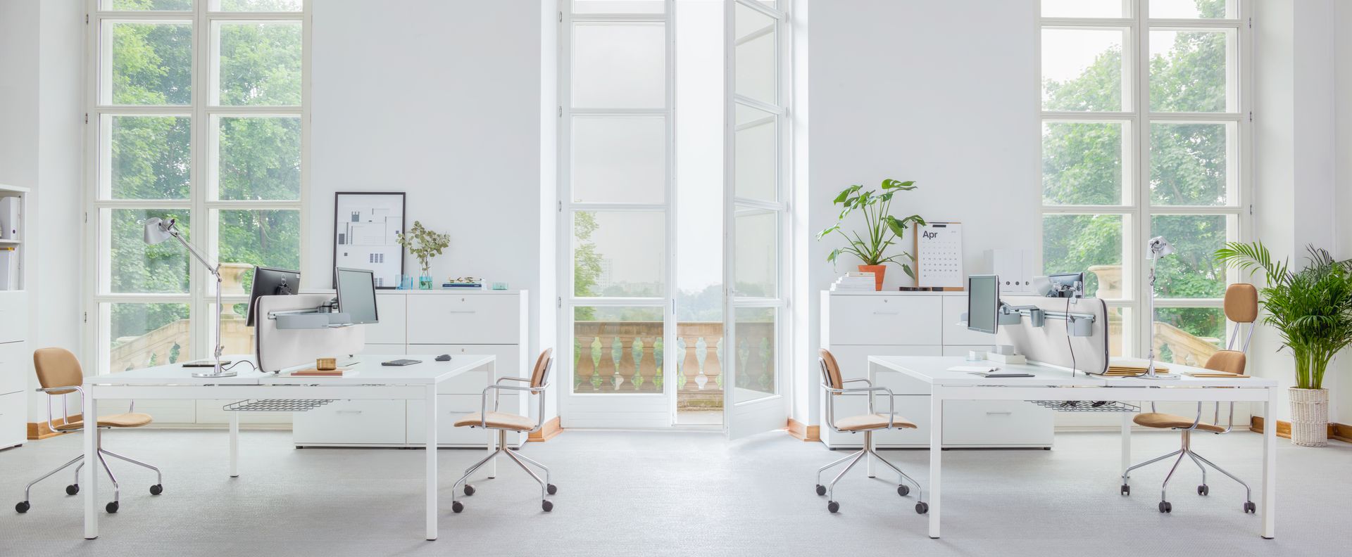 Ogi Y Bench BOY50E2 - Doppelschreibtisch in Honigeiche präsentiert im Onlineshop von KAQTU Design AG. Schreibtisch ist von Mdd