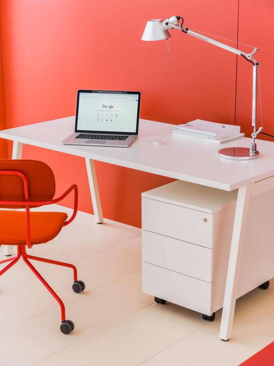 Standard SLD130 - Rollcontainer in Weiss Pastell präsentiert im Onlineshop von KAQTU Design AG. Rollcontainer ist von Mdd